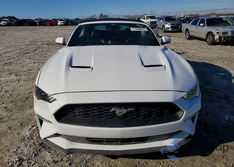 2023 Ford Mustang z USA, uszkodzony, nr VIN 1FATP8UHXP5104862